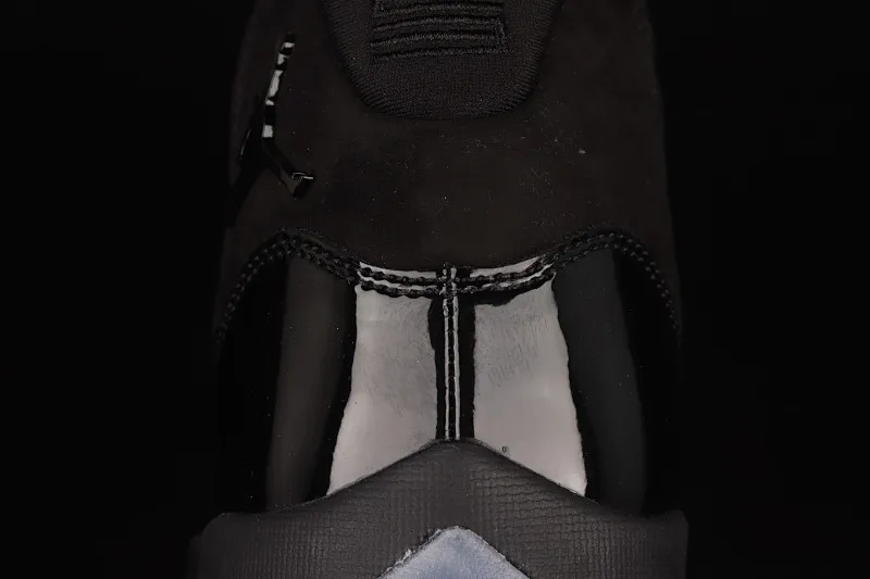 All categories Air Jordan Jordan series basketball shoes Air Jordan 11 F version Air Jordan 11 "Cap and Gown" AJ11 Joe 11 Black Gamma Black Warrior 378037-005